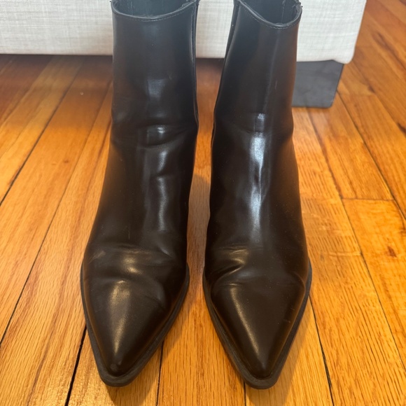 Boots - Picture 4 of 4